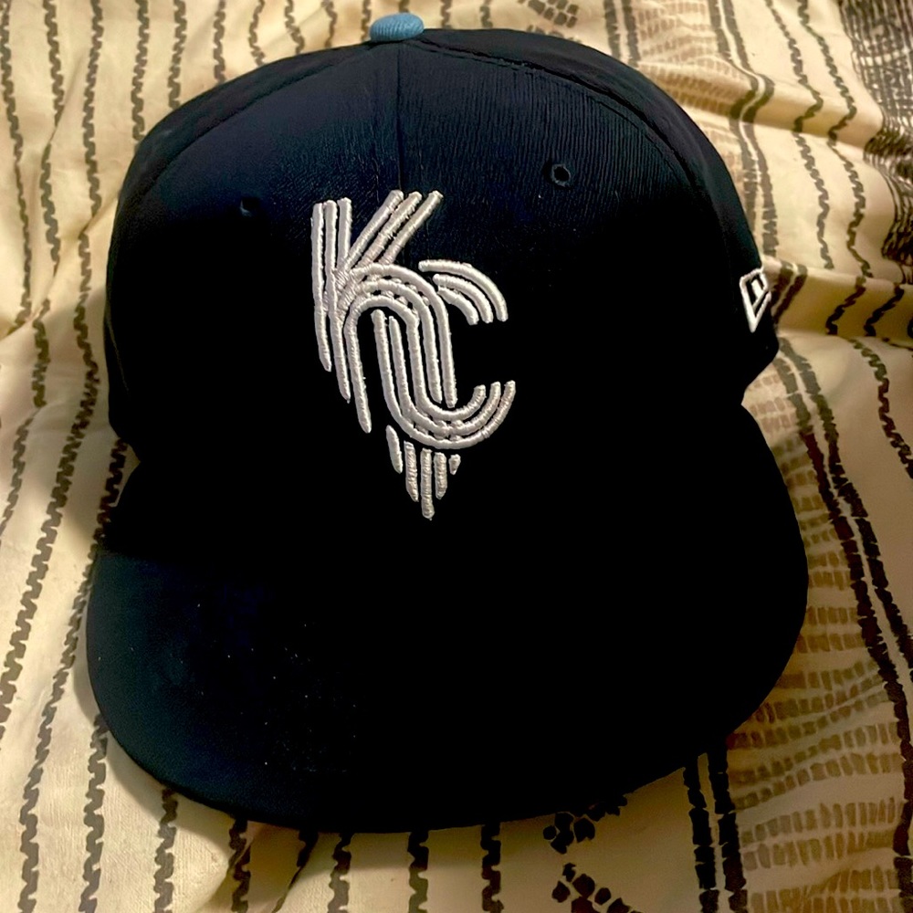 KC Royals New Era City Connect Hat size 7 1/2